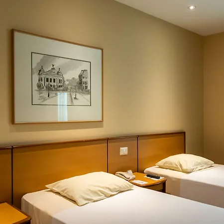 Windsor Asturias Hotel-3