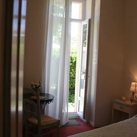 Hotel Les Cigales-2