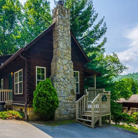Highland Hills Motel & Cabins-3