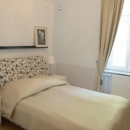 Hotel Aurora-2