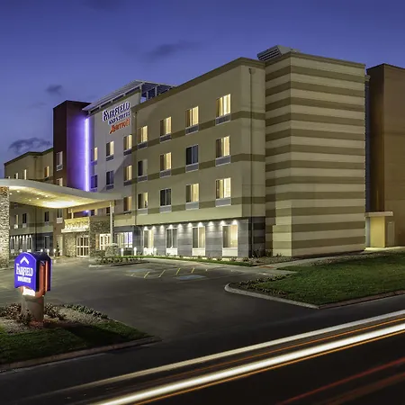 Fairfield Inn And Suites Hutchinson-3