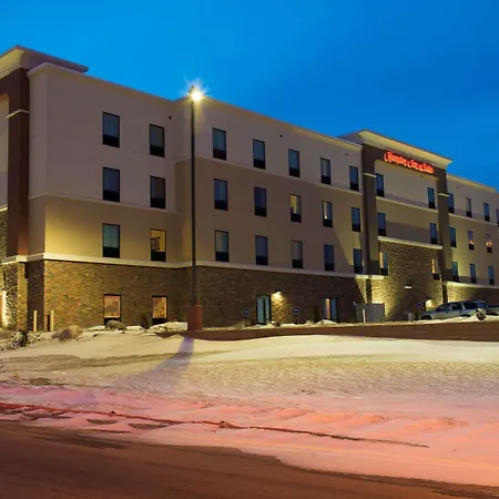 Hampton Inn & Suites Bismarck Northwest-2