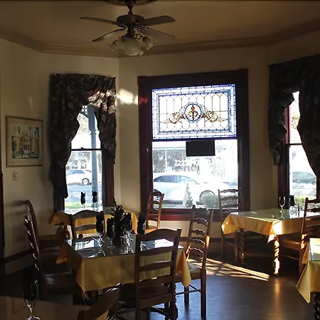 Irwin Street Inn-3