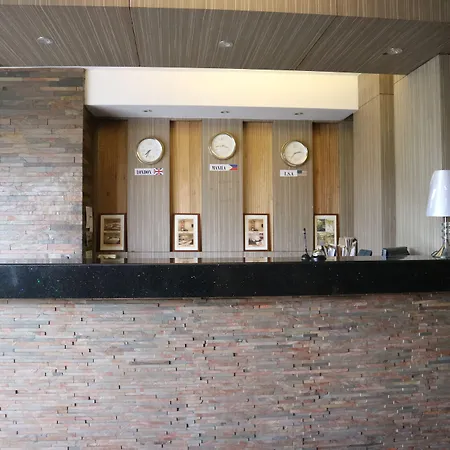 Magallanes Square Hotel-3