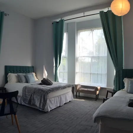 Queens Guesthouse Manchester-3