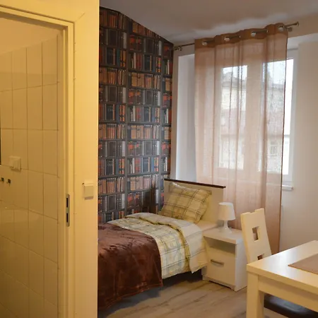 Cracow Central Aparthotel-2