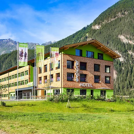 Explorer Hotel Ötztal-2