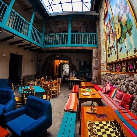 Nao Victoria Hostel-2