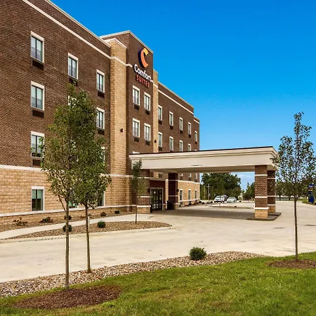 Comfort Suites Wooster Near University Campus-3