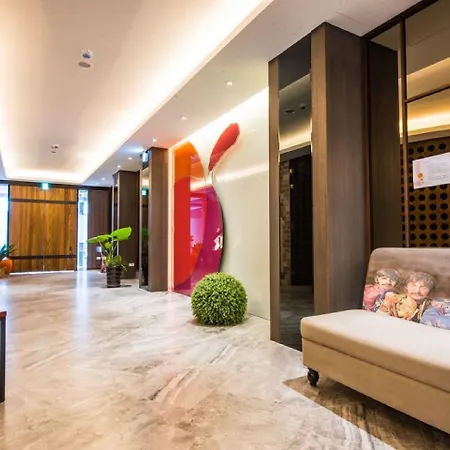 Lucky Apple Hotel-3