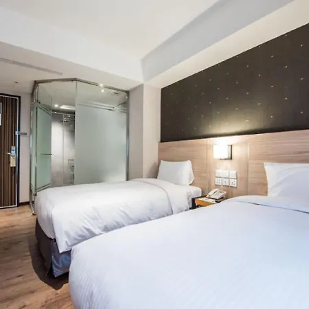 Lucky Apple Hotel-2
