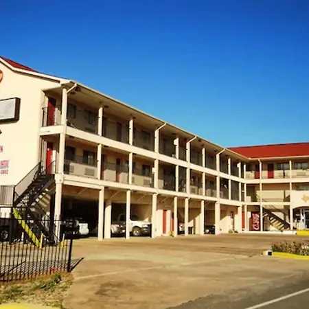 Texas Inn Waxahachie-3
