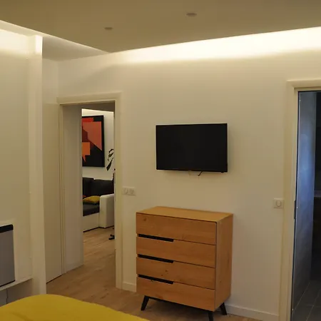 Chambres D'Hotes Sous L'Olivier-2