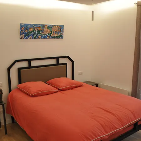 Chambres D'Hotes Sous L'Olivier-3