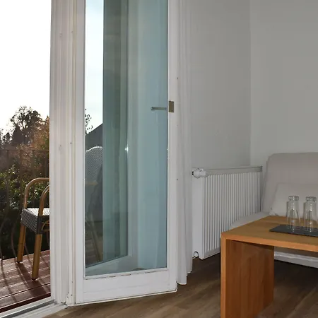 Hotel Lindenallee-2