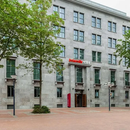 Intercityhotel Dortmund-3