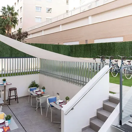 Ibis Budget Valencia Centro Puerto-2