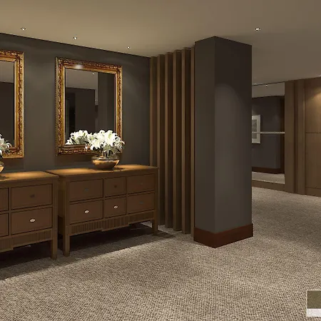 White Plaza Hotel-3