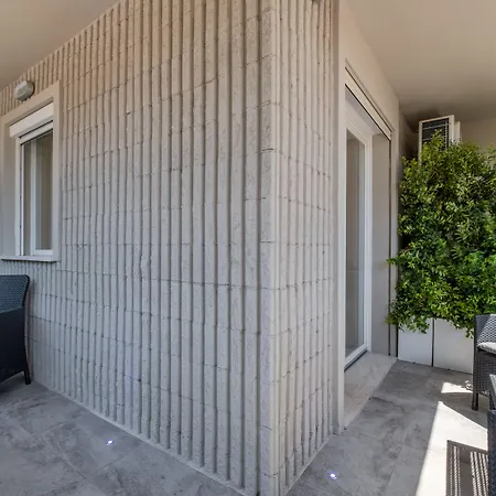 Helios Guest House-2