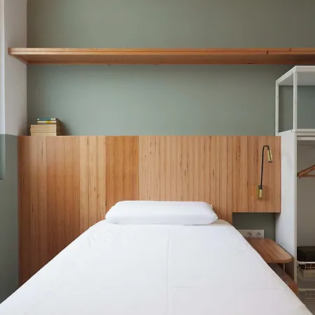 Ola Living Hostal Tetuan-2