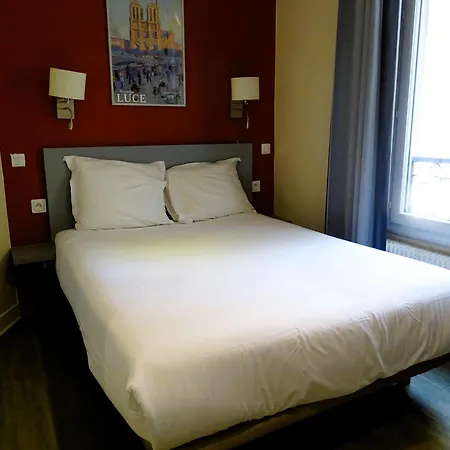 Hipotel Belgrand Edith Piaf-2