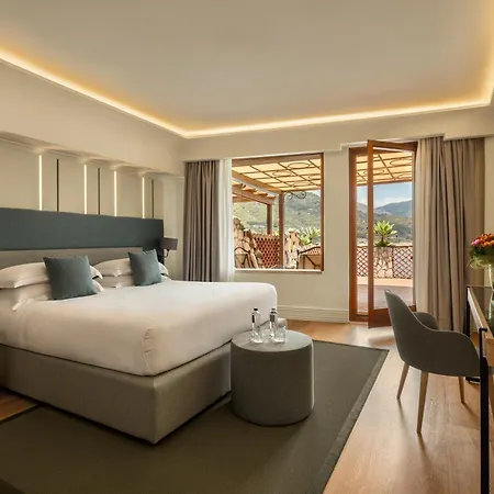 Atlantis Bay - The Leading Hotels Of The World-2