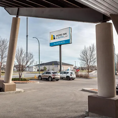 Home Inn & Suites Regina East-2