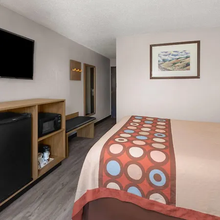 Super 8 By Wyndham Kent/Akron Area-3