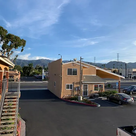 Desert Inn Motel-3