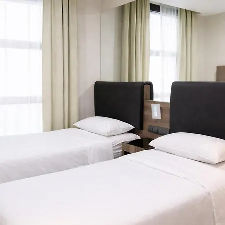Amrise Hotel Kitchener-3