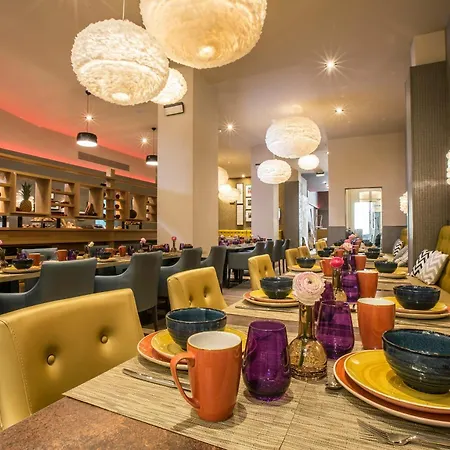 Leonardo Hotel Barcelona Las Ramblas-3