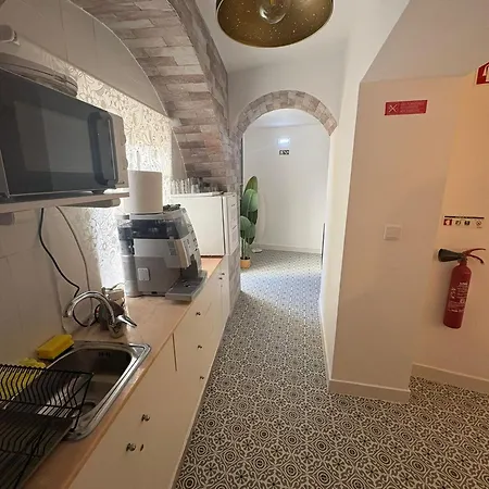 Cool Guest House-2