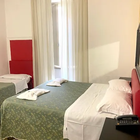 Hotel Center 2-3