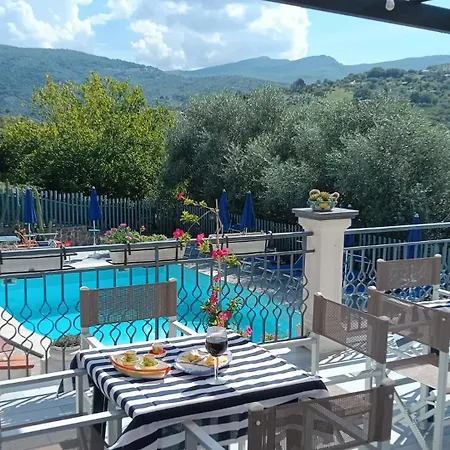 Serra Marina Rooms And Apartments-3