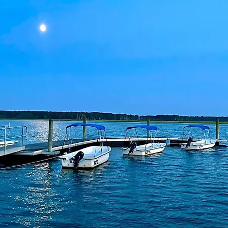 Snug Harbor Marina And Resort-3