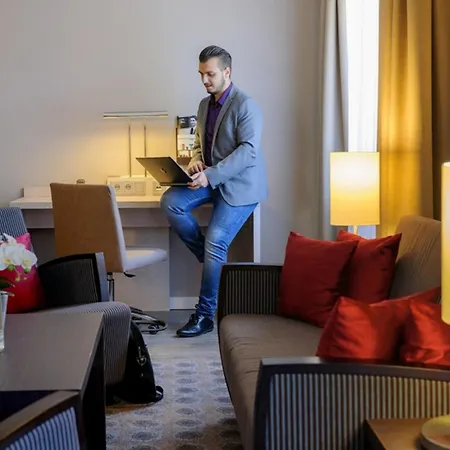 Mercure Hotel Muenchen Sued Messe-3