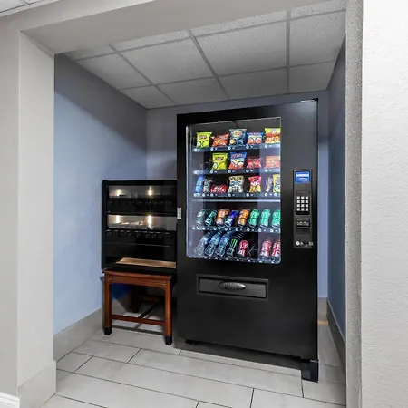 Days Inn & Suites By Wyndham Peachtree Corners Norcross-2