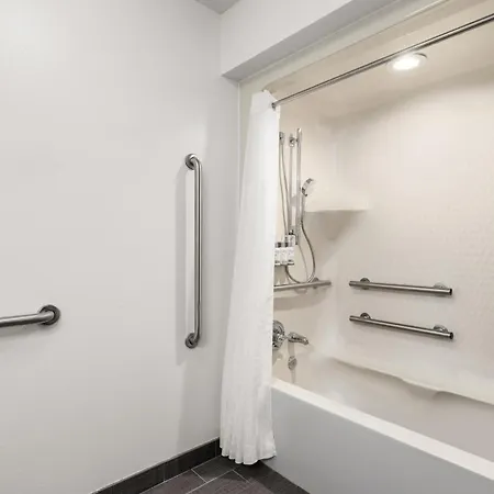 Prairie Crest Calgary Airport By Ihg-3