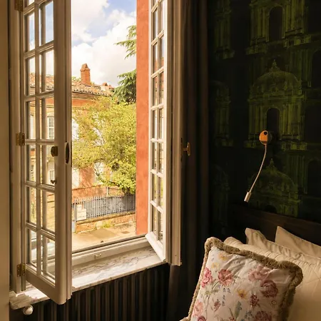 Hotel Une Chambre En Ville-3