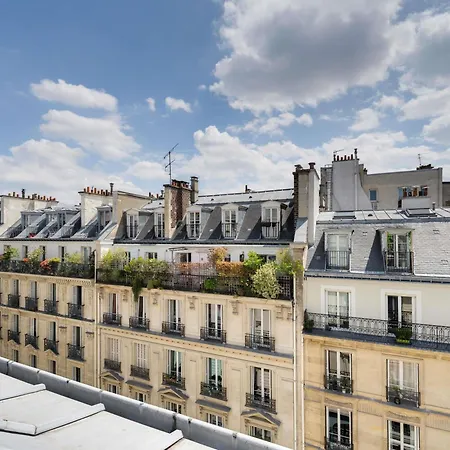 Ibis Styles Paris Cadet Lafayette-2