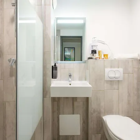 Ibis Budget Avignon Centre-2