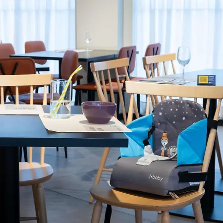 Ibis Styles Santander-3