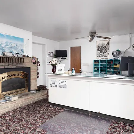 Marianna Inn Panguitch-3