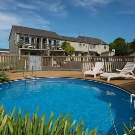 Howick Motor Lodge-2