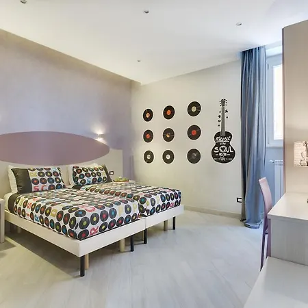 Excellence Suite-2