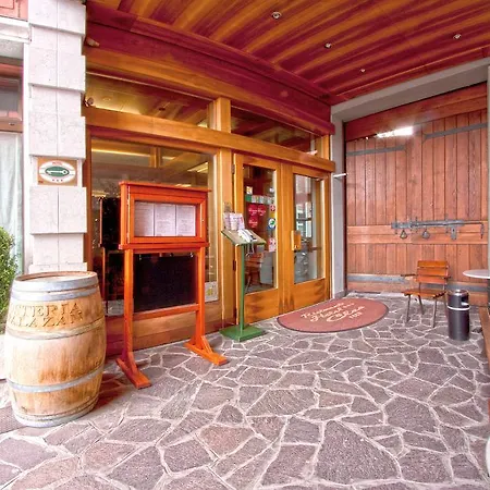 Hotel Cles-2