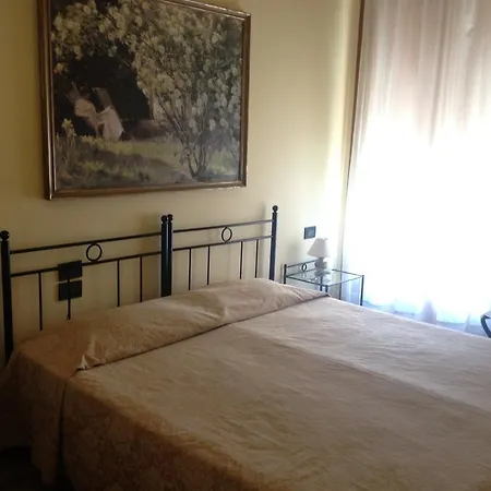 Guesthouse Alloggi Agli Artisti-2