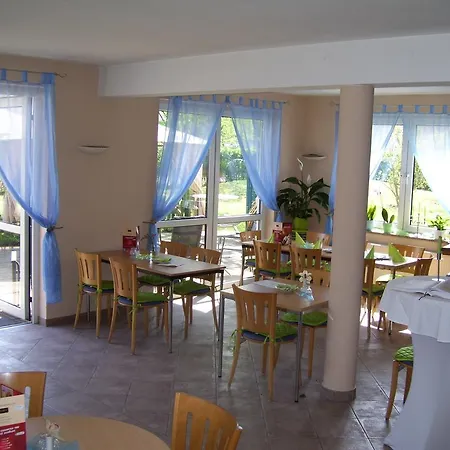 Hotel Zum Grünen Tor-3