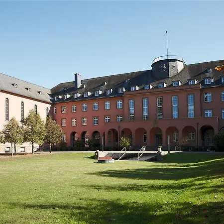 Robert-Schuman-Haus-3