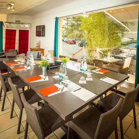 Hotel The Originals Perpignan Sud Le Grillon D'Or-2